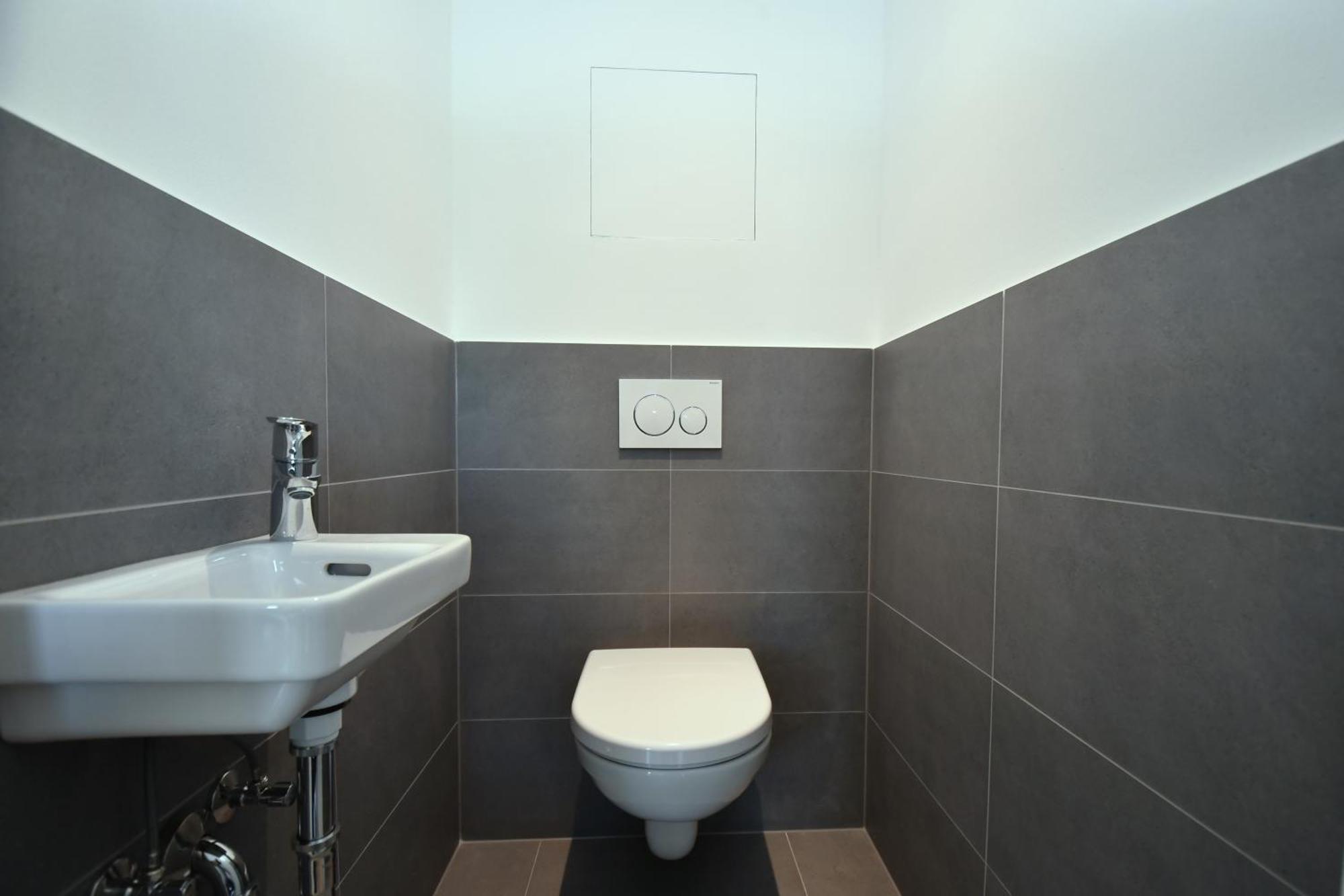 Modern Apartment With Balcony & Free Parking - Nearby Metro Viena Exterior foto