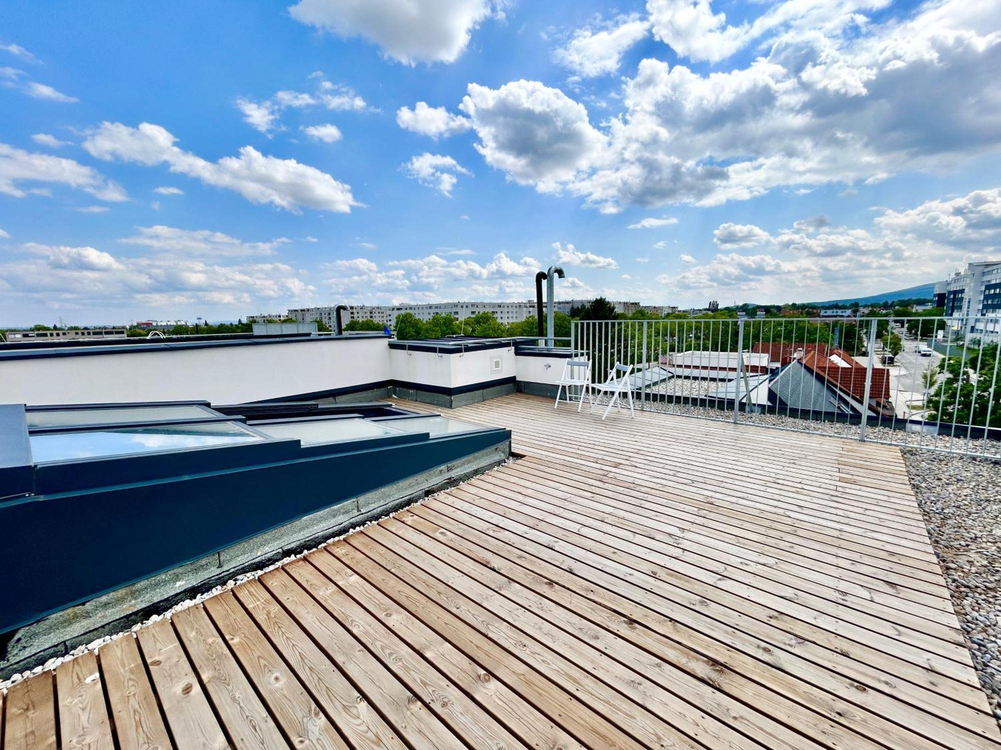 Modern Apartment With Balcony & Free Parking - Nearby Metro Viena Exterior foto